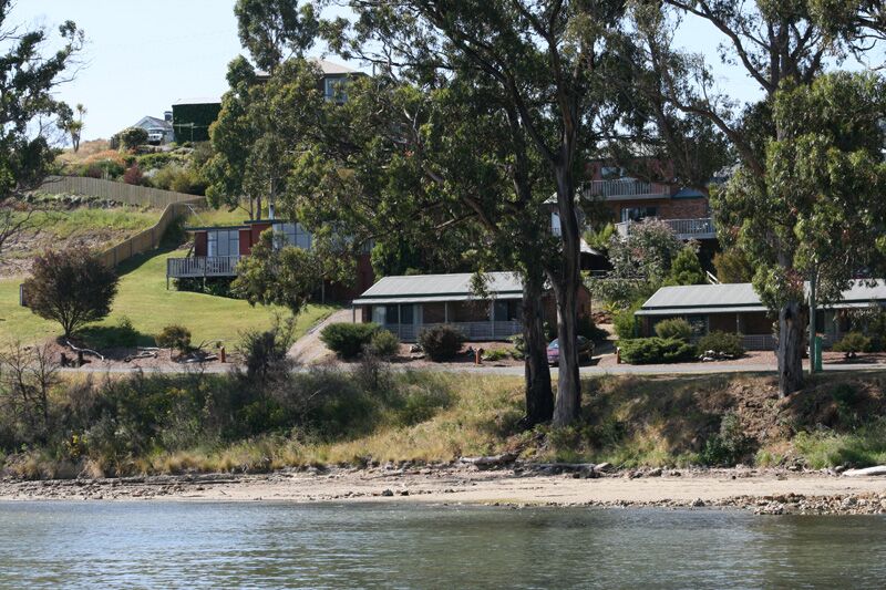 Driftwood Cottages, Self-contained accommodation, Huon Valley